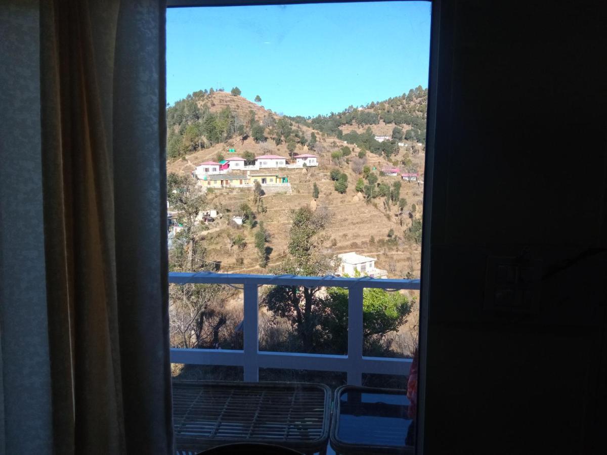 In Apple Estate Kanatal - Himalayan View Resort With Courteous Staff Buitenkant foto