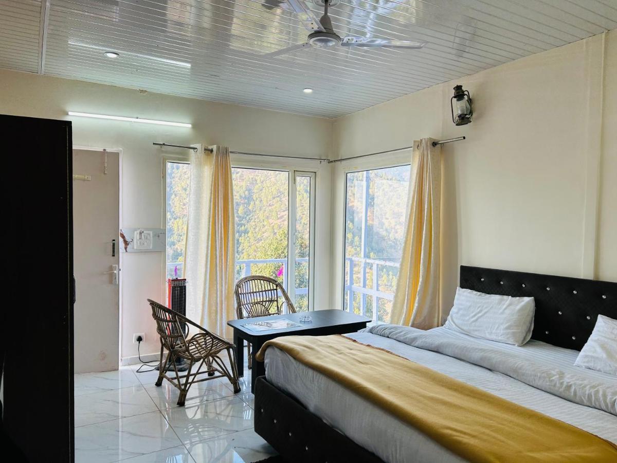 In Apple Estate Kanatal - Himalayan View Resort With Courteous Staff Buitenkant foto